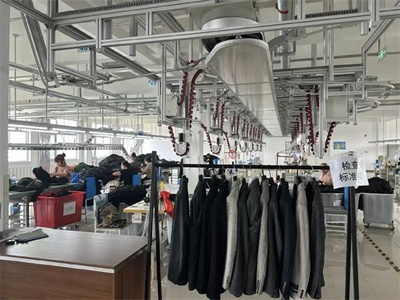 服装厂的“二代们”: